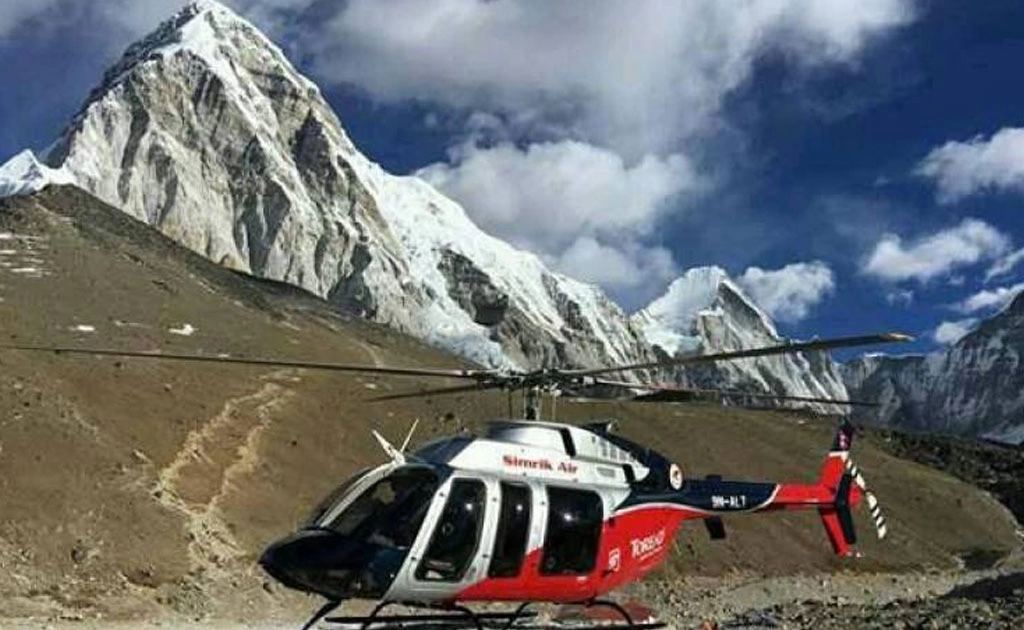 8 Days Mount Everest Base Camp Hike with Chopper Return Tour