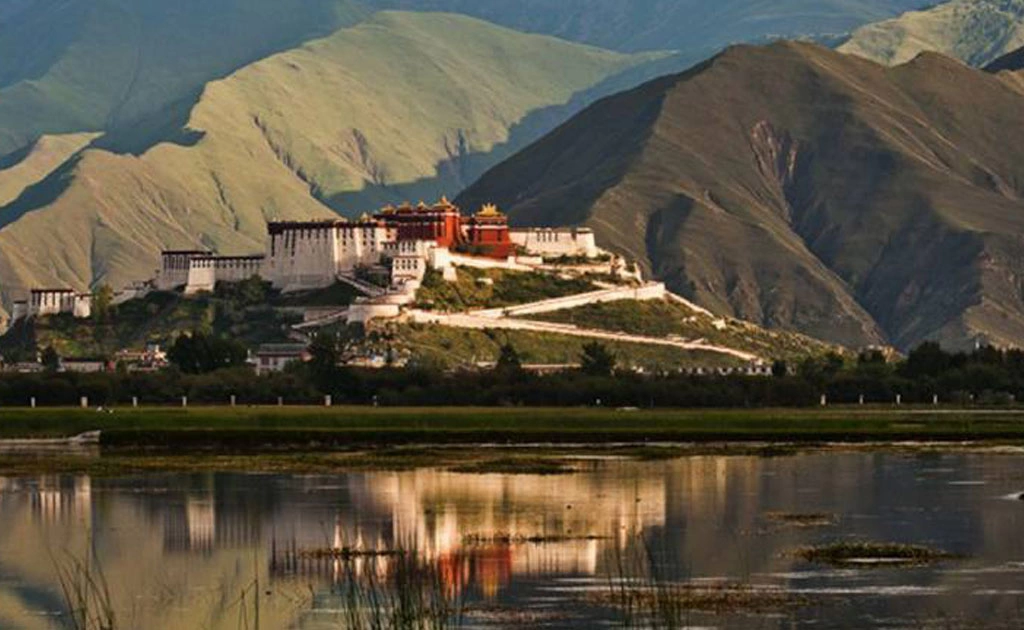 Tibet Shangri La Tour - 8 Days Tours