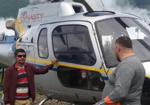 5 Days Everest Base Camp Trek by Helicopter (Itinerary, Map, Review & Price)