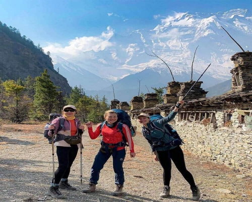 Luxury Annapurna Circuit Trek