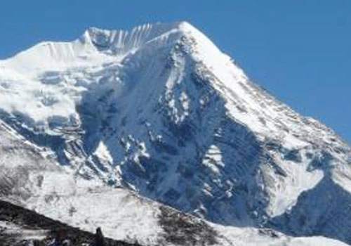 Pisang Peak Climbing